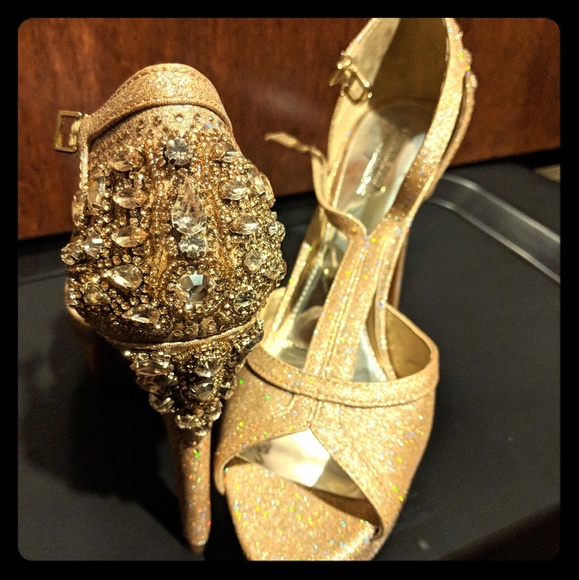 gold occasion heels